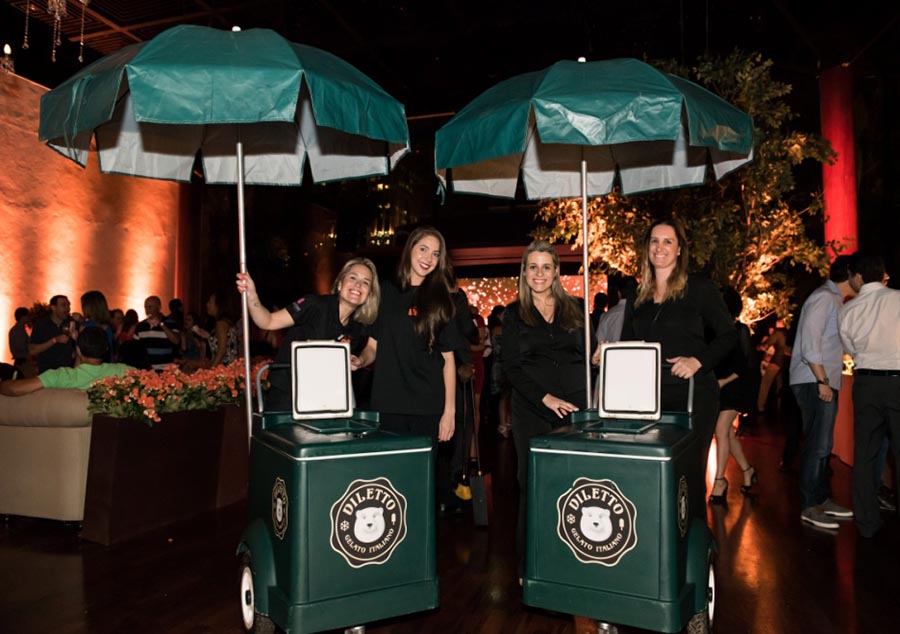 E carrinho de sorvetes Dilleto.