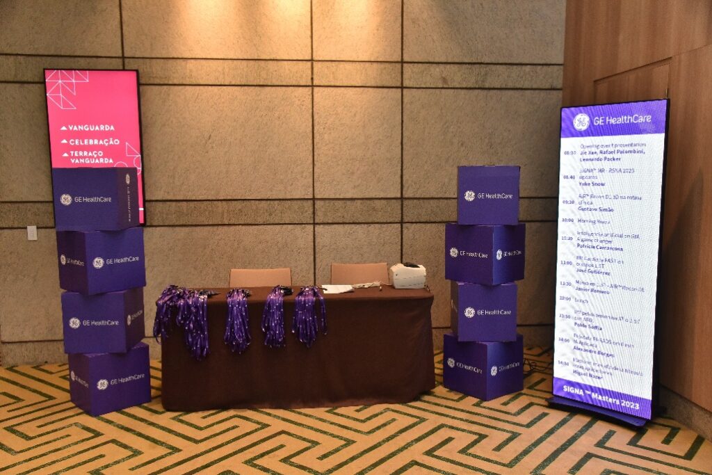 Recepção com brand da empresa