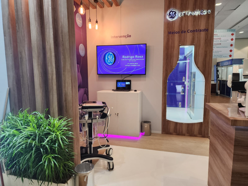 Stand da GE HealthCare no SBHCI