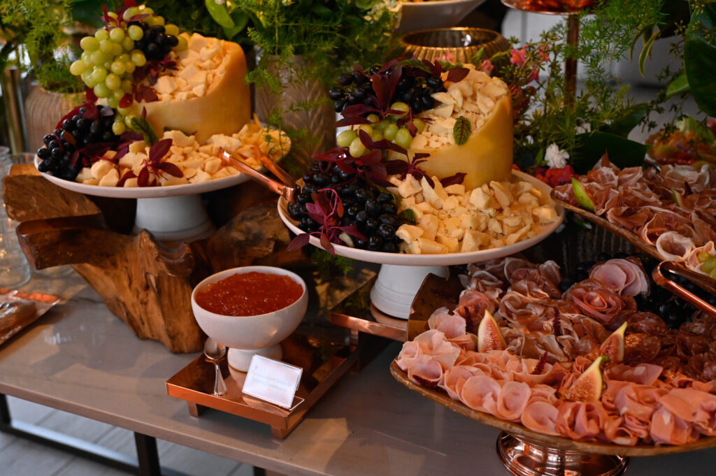 Tudo é planejado: os sabores, os ingredientes e até as cores que compõem a mesa