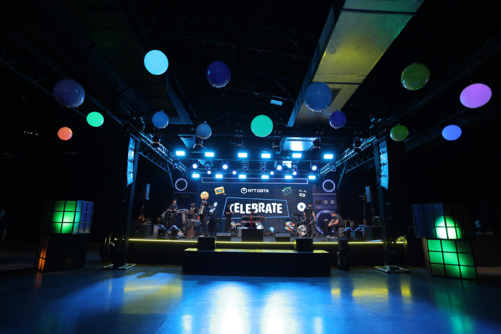 Uma composição temática com muita cor