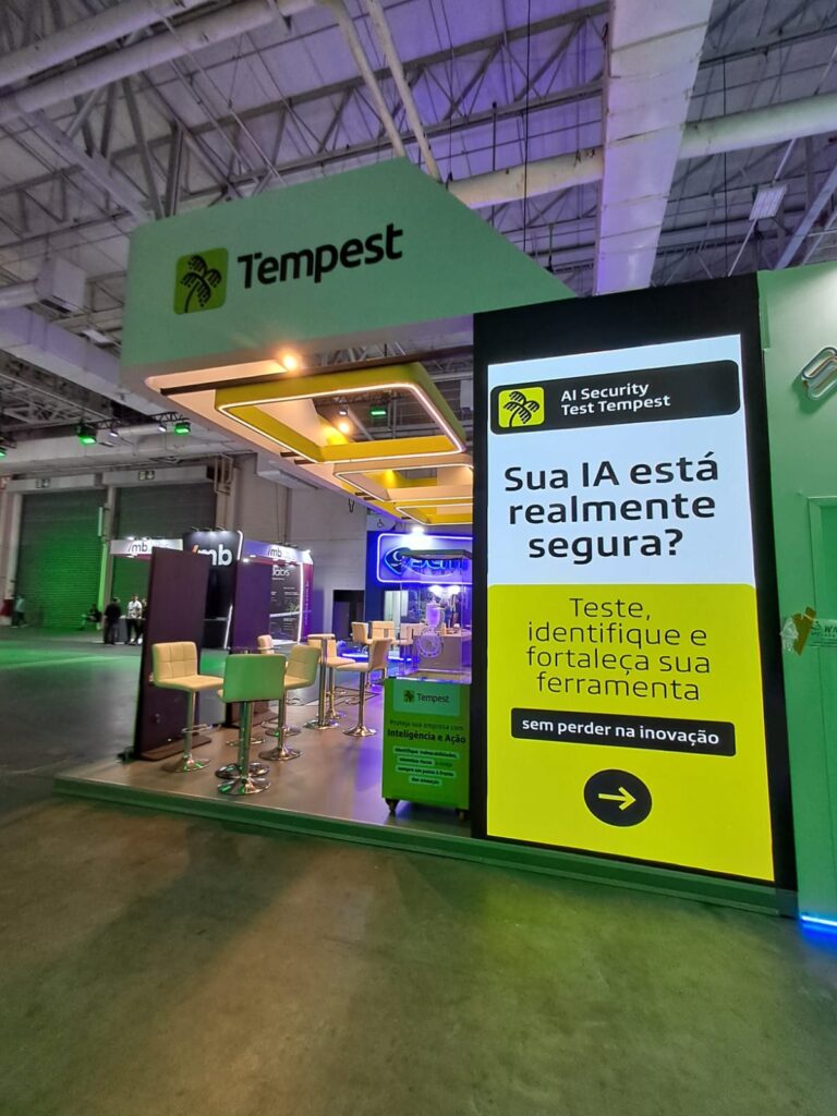 Vista lateral do stand